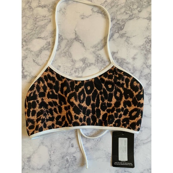 Pretty little thing Black Leopard Contrast Binding Halterneck Crop top - Picture 6 of 10